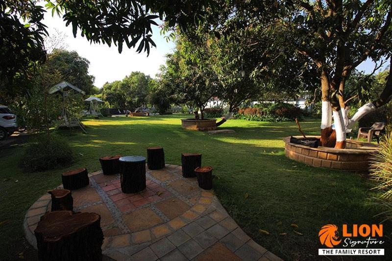 Lion Signature Family Resort ชาซันเกอร์ ภายนอก รูปภาพ