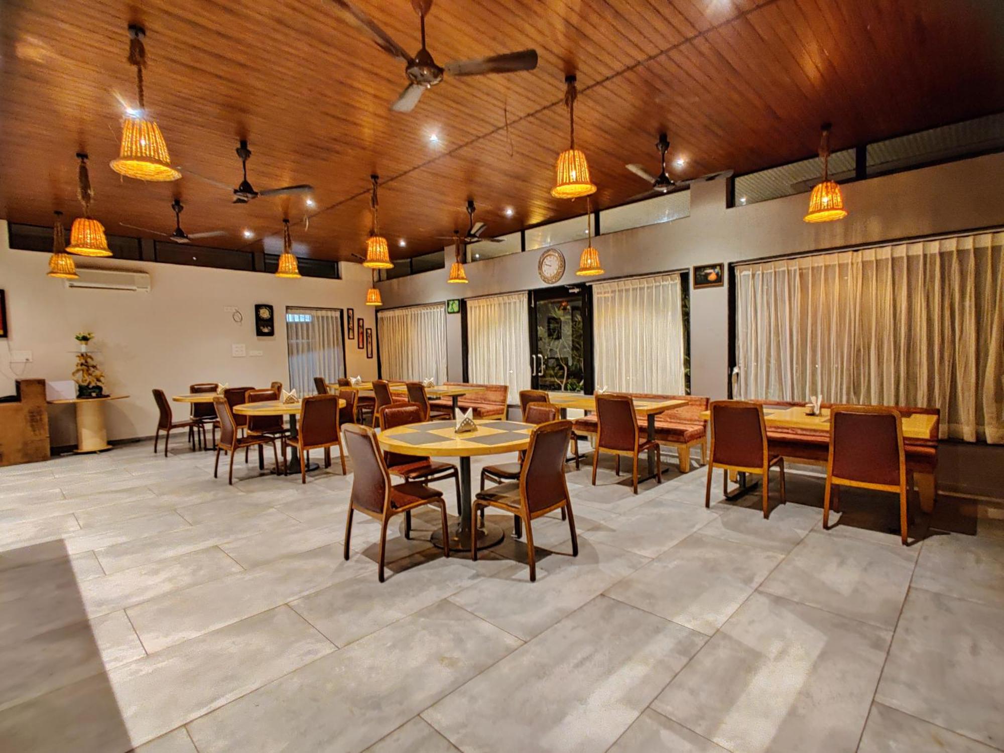 Lion Signature Family Resort ชาซันเกอร์ ภายนอก รูปภาพ